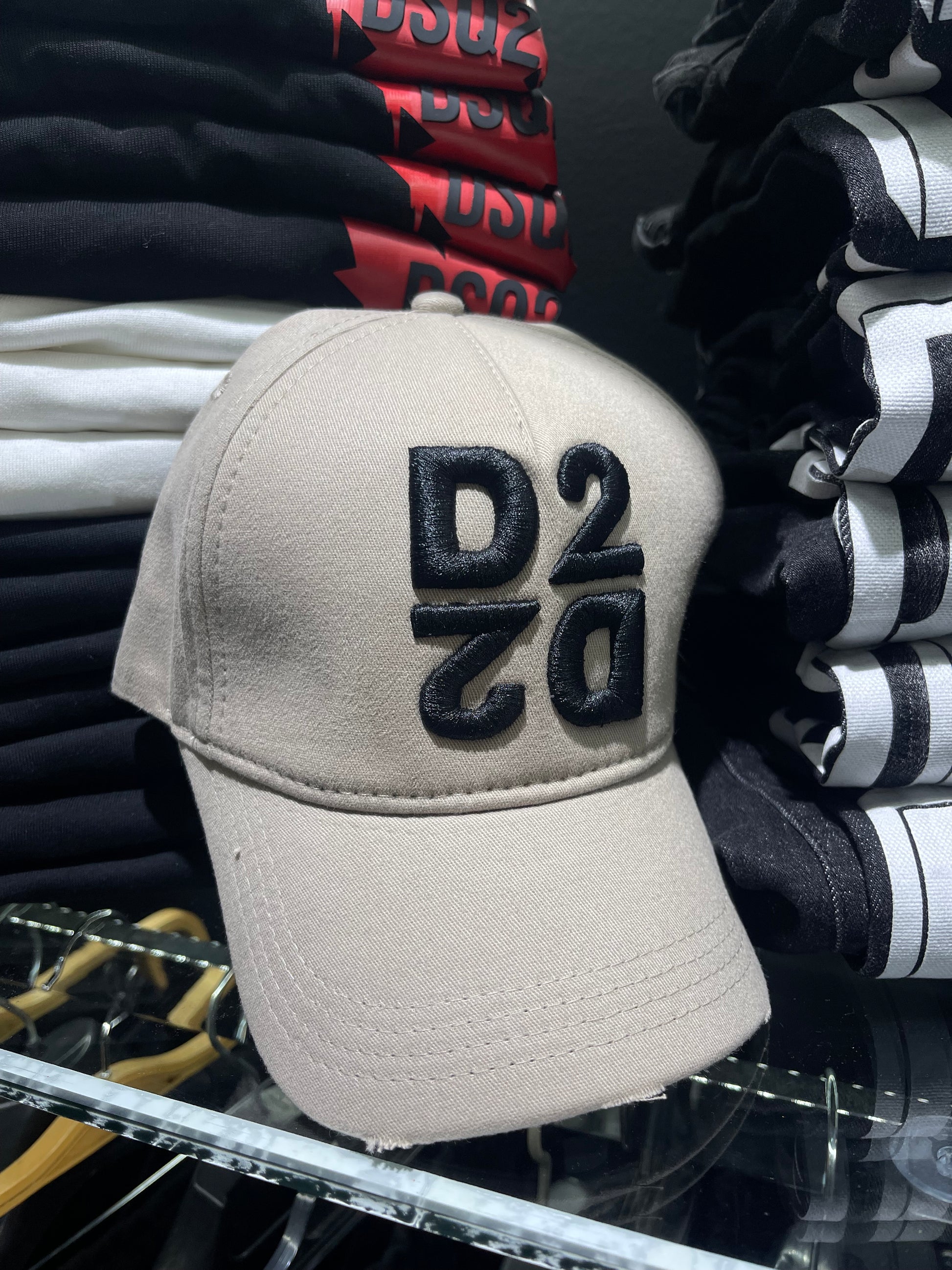 Dsquared2 μπεζ-μαύρο