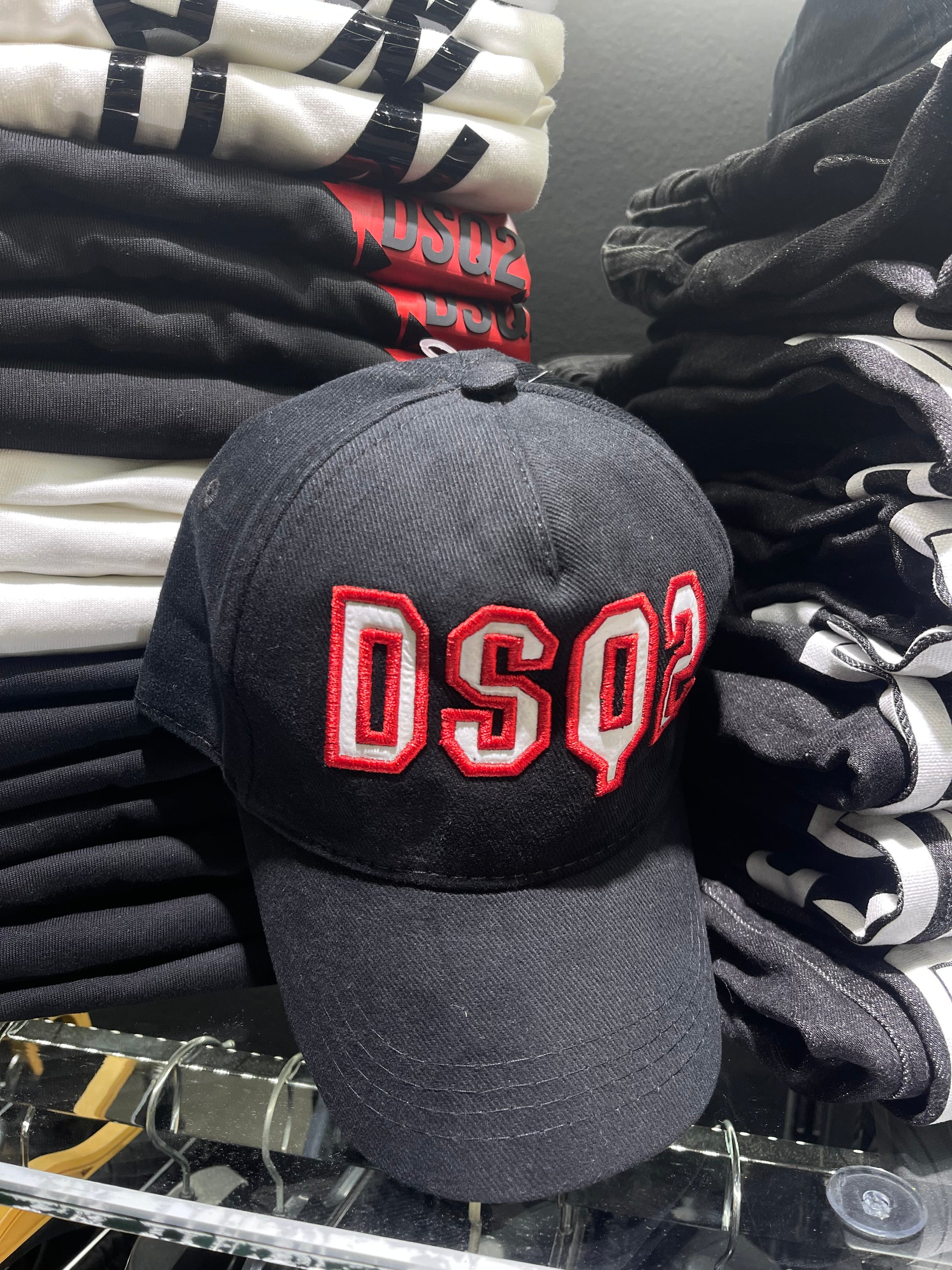 Dsquared2 μαύρο-κόκκινο