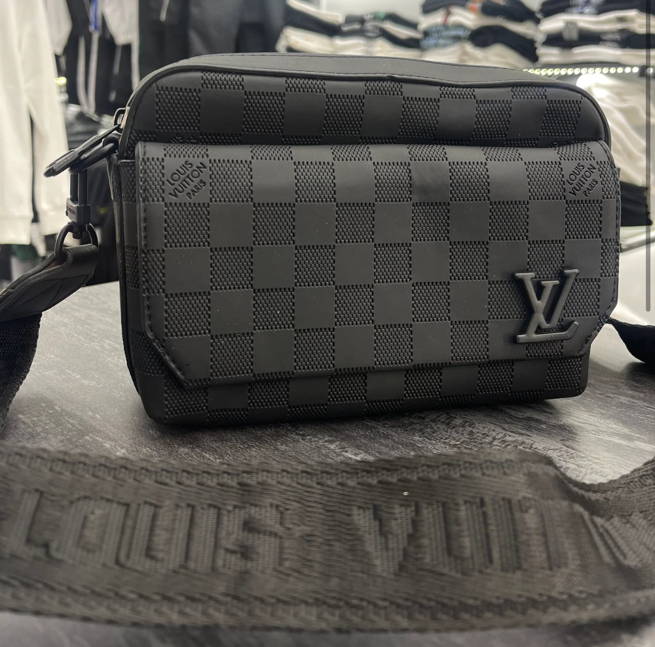 Louis Vuitton damier