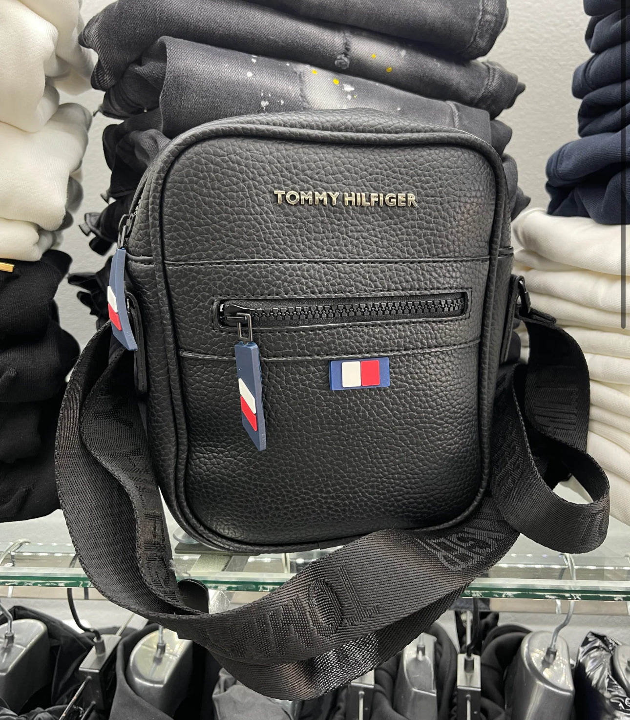 Tommy Hilfiger